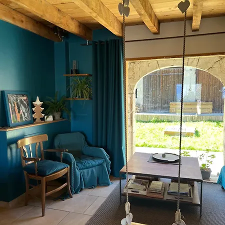Couette-café D'hôtes - En Alpacie, à L'orée Des Possibles
